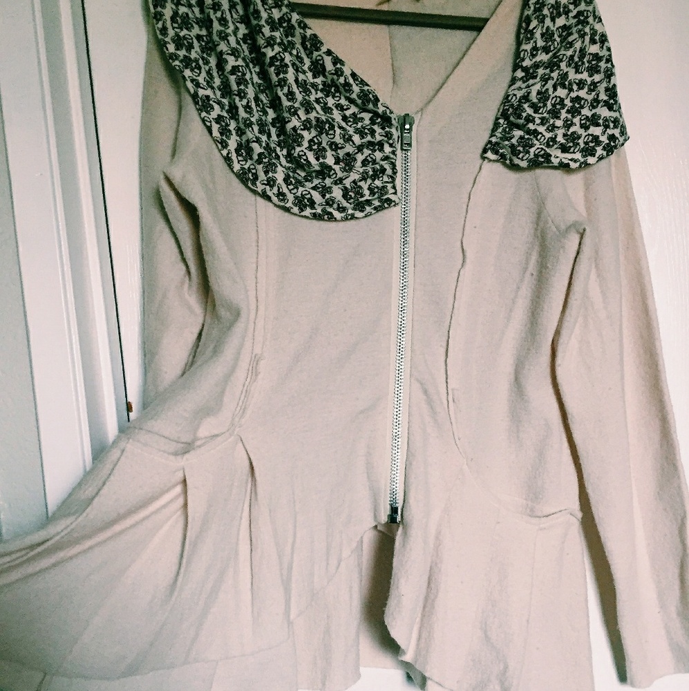 Moth zip-up Sweater